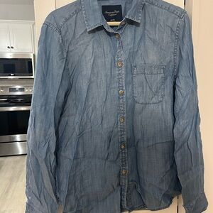 American Eagle Outfitters Blue Button Down Shirt